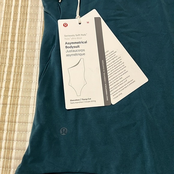 Nulu Asymmetrical Bodysuit - Picture 9 of 10